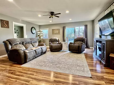 2840 Hillside Dr, Bedford, IN 47421 photo 13