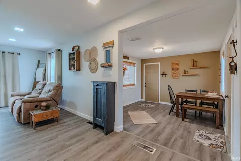 1210 Willard Dr, Wabash, IN 46992 photo 13