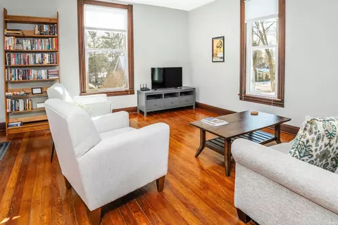 826 W 7th St, Bloomington, IN 47404 photo 9