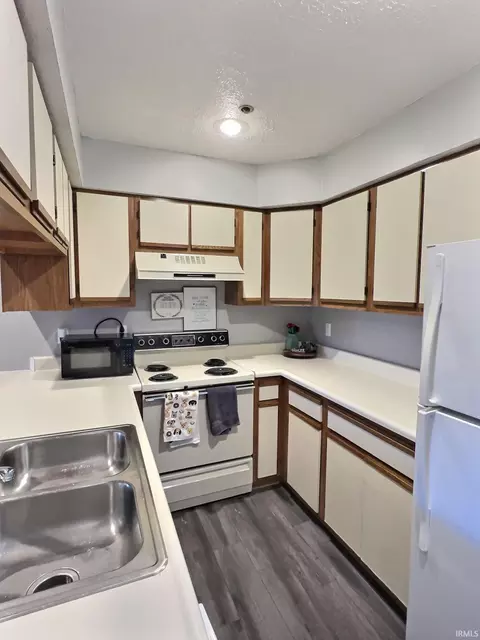 3918 Eagle Bay Dr, Bloomington, IN 47401 photo 10