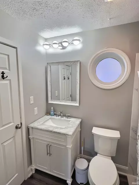 3918 Eagle Bay Dr, Bloomington, IN 47401 photo 12