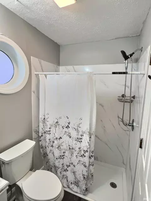 3918 Eagle Bay Dr, Bloomington, IN 47401 photo 11