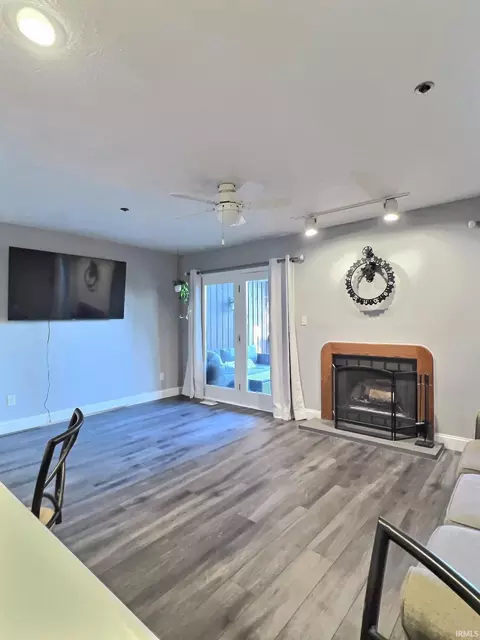 3918 Eagle Bay Dr, Bloomington, IN 47401 photo 4