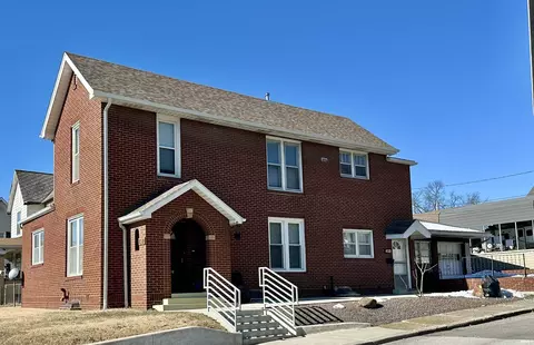 402 W 6th St, Jasper, IN 47546 photo 1