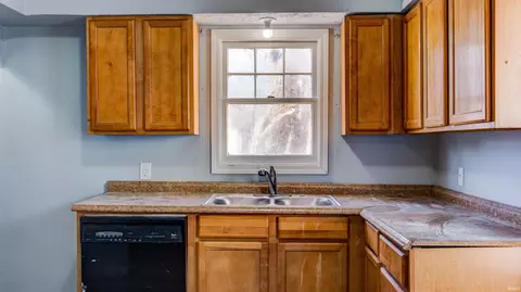 1111 S Evans Ave, Evansville, IN 47713 photo 10