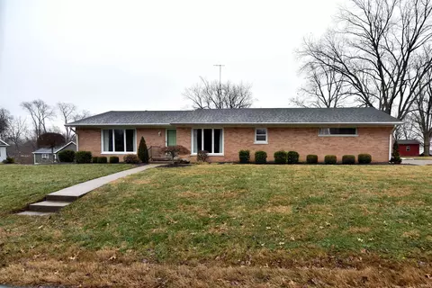 209 N Scott St, Owensville, IN 47665
