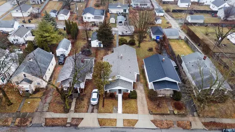 528 Clayton Ave, Fort Wayne, IN 46808