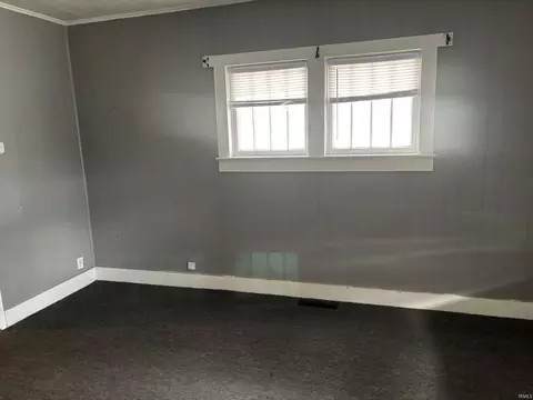 111 E 35th St, Marion, IN 46953 photo 5