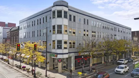 113 W Wayne St #302, Fort Wayne, IN 46802