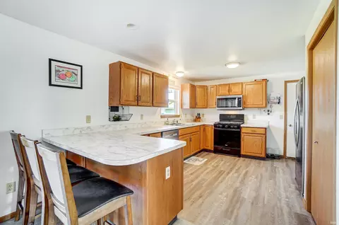5604 Hamilton Rd, Yoder, IN 46798 photo 12