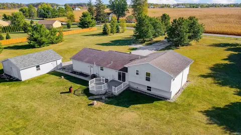 5604 Hamilton Rd, Yoder, IN 46798 photo 3