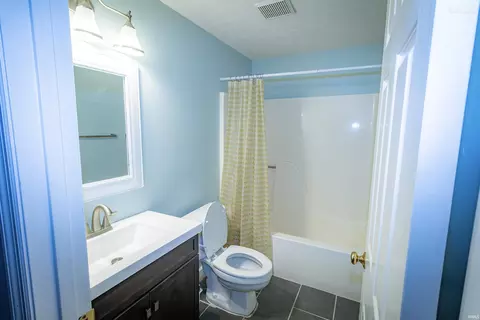 2409 E Oakmont Dr, Bloomington, IN 47401 photo 23