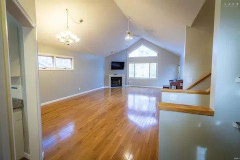 2409 E Oakmont Dr, Bloomington, IN 47401 photo 4