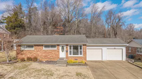 4007 Clement St, Evansville, IN 47720
