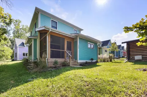 1324 E Short St, Bloomington, IN 47401 photo 27