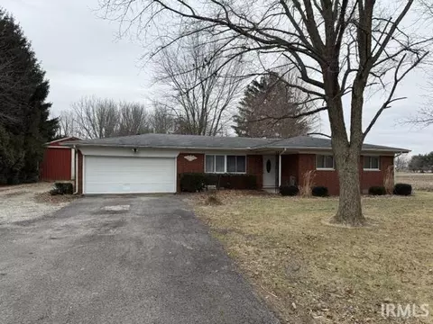 6713 E Us 36 Hwy, Mooreland, IN 47360