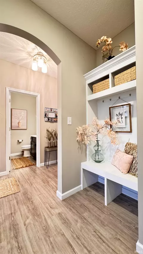 Entry Way - 4165 E Walnut Ridge Loop, Brookston, IN 47923 photo 6 of 6