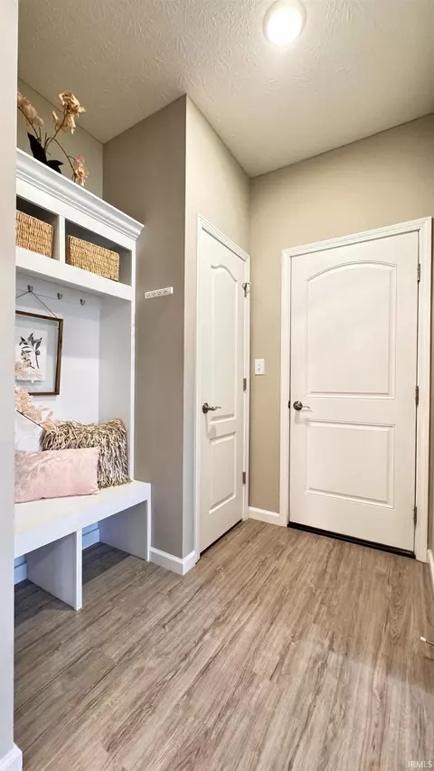 Entry Way - 4165 E Walnut Ridge Loop, Brookston, IN 47923 photo 5 of 6