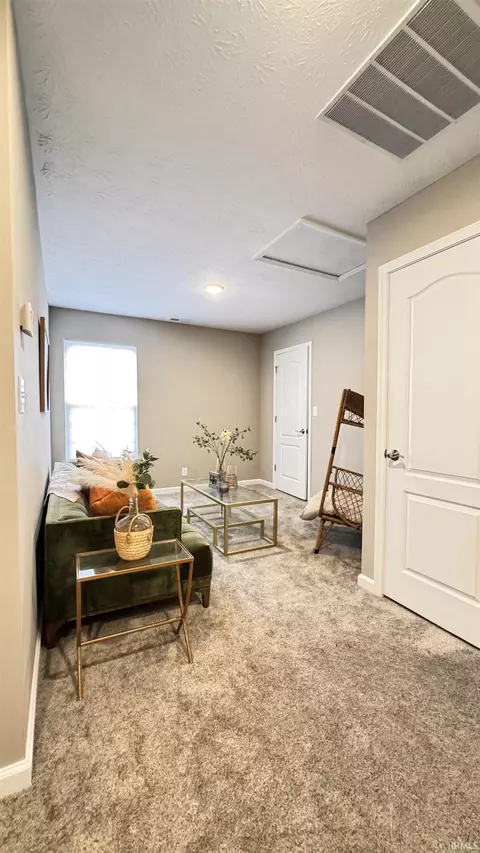 Entry Way - 4165 E Walnut Ridge Loop, Brookston, IN 47923 photo 3 of 6
