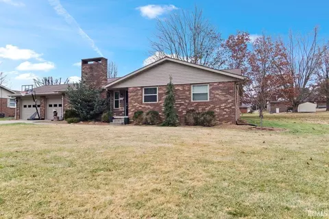 806 Judith Ave, Jasper, IN 47546 photo 3