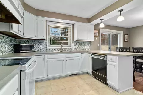 806 Judith Ave, Jasper, IN 47546 photo 11
