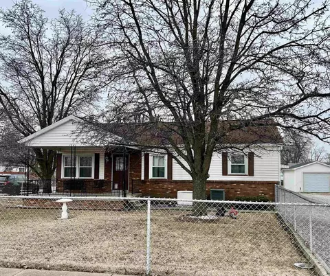 1521 Vann Ave, Evansville, IN 47714