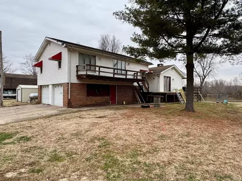 503 W Catt St, Hazleton, IN 47640 photo 1