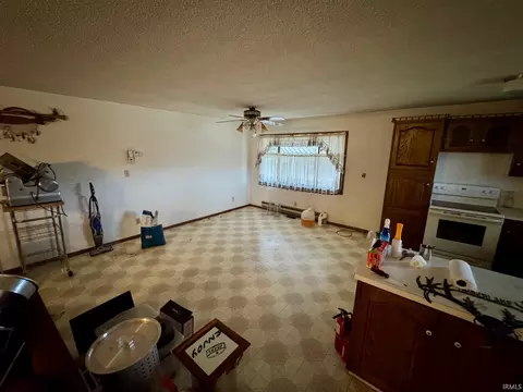503 W Catt St, Hazleton, IN 47640 photo 11