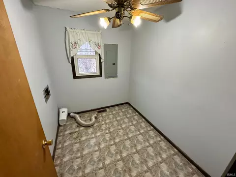 503 W Catt St, Hazleton, IN 47640 photo 15