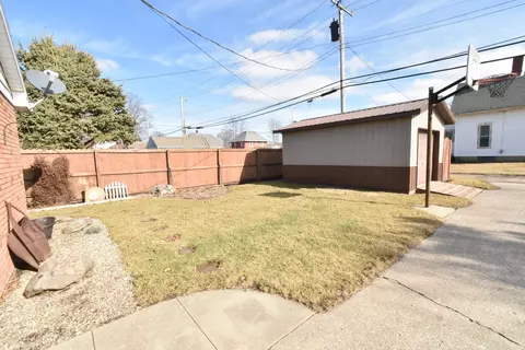 101 E 3rd St, Fowler, IN 47944 photo 4