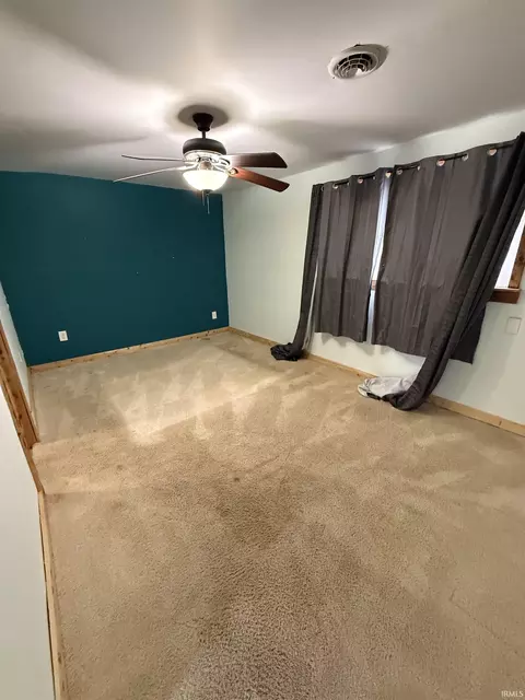 537 E Main St, Butler, IN 46721 photo 15