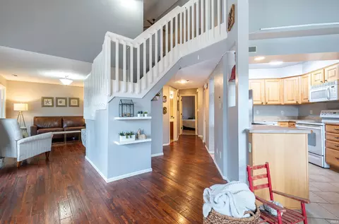 3906 Eagle Bay Dr, Bloomington, IN 47401 photo 4