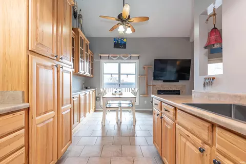 3906 Eagle Bay Dr, Bloomington, IN 47401 photo 8