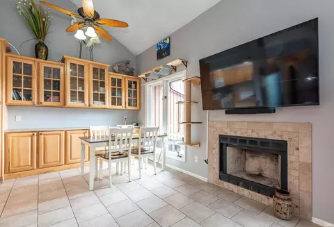 3906 Eagle Bay Dr, Bloomington, IN 47401 photo 9