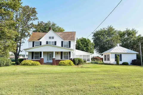 5200 Daylight Dr, Evansville, IN 47725