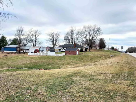 301 Elnora St, Odon, IN 47562 photo 7