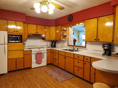 301 Elnora St, Odon, IN 47562 photo 9