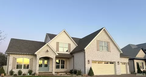 9010 Seton Ct, Evansville, IN 47725