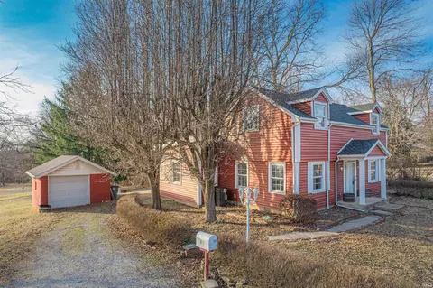 4620 Kratzville Rd, Evansville, IN 47710