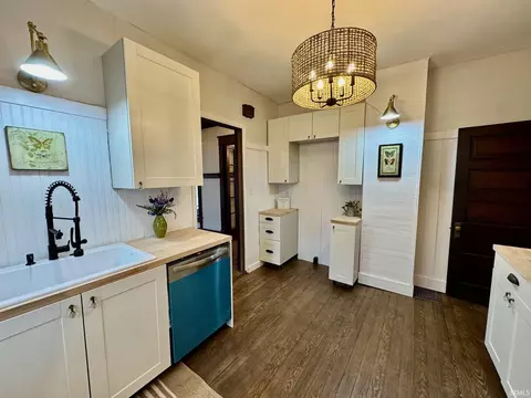 Kitchen - 317 E Houston St, Garrett, IN 46738 photo 2 of 3