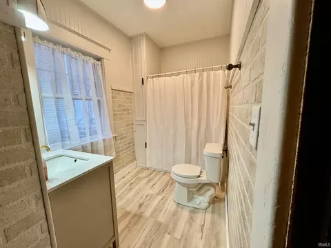 Bath - 317 E Houston St, Garrett, IN 46738 photo 2 of 2