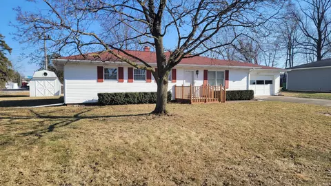 205 S Rowland Ave, Leesburg, IN 46538