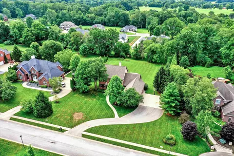 2516 E Nottingham Ct, Bloomington, IN 47401 photo 34