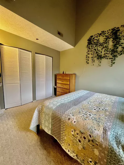 3942 Eagle Bay Dr, Bloomington, IN 47401 photo 15