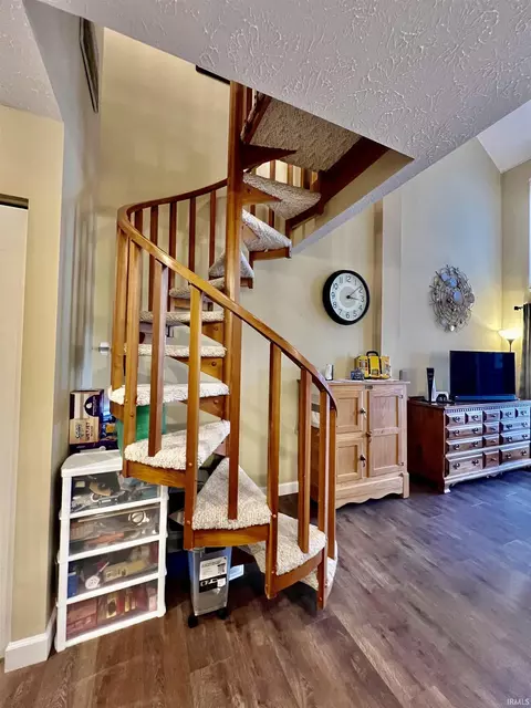 3942 Eagle Bay Dr, Bloomington, IN 47401 photo 16