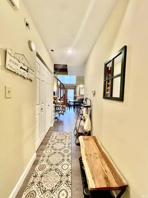 3942 Eagle Bay Dr, Bloomington, IN 47401 photo 2