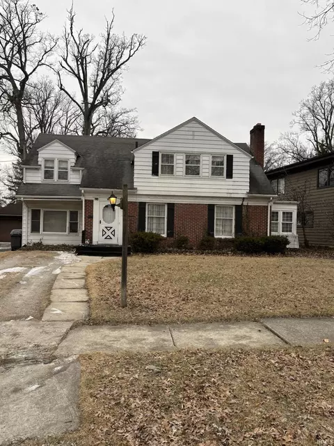 4304 Pembroke Ln, Fort Wayne, IN 46807