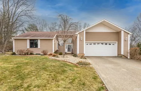 2800 N Blue Slopes Dr, Bloomington, IN 47408