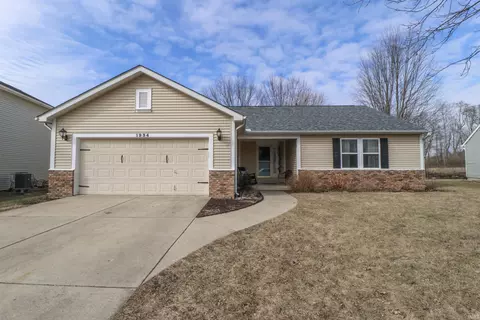 1934 Abnaki Dr, West Lafayette, IN 47906