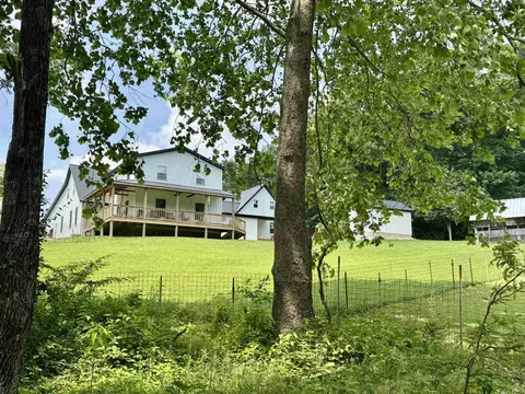 5484 N State Road 135, Salem, IN 47167